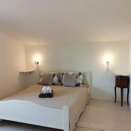 In With Balcony, Air Conditioning, Wifi, Washing Machine 4982-3 Apartmán