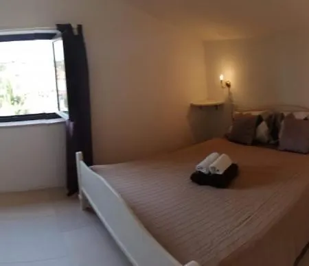 In With Balcony, Air Conditioning, Wifi, Washing Machine 4982-3 Apartmán *