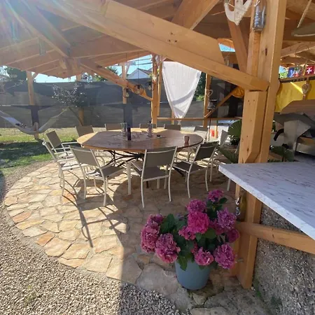 Apartmán In With Balcony, Air Conditioning, Wifi, Washing Machine 4982-3
